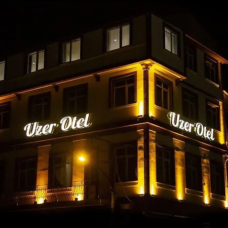 Hotel Uzer